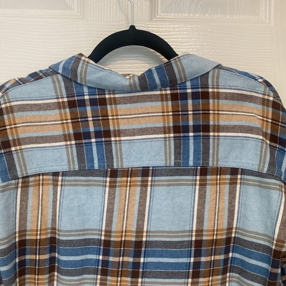 Old Navy Flannel Shirt - Picture 6 of 6
